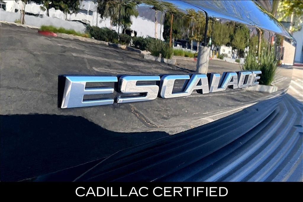 Used 2022 Cadillac Escalade Luxury RWD image 30