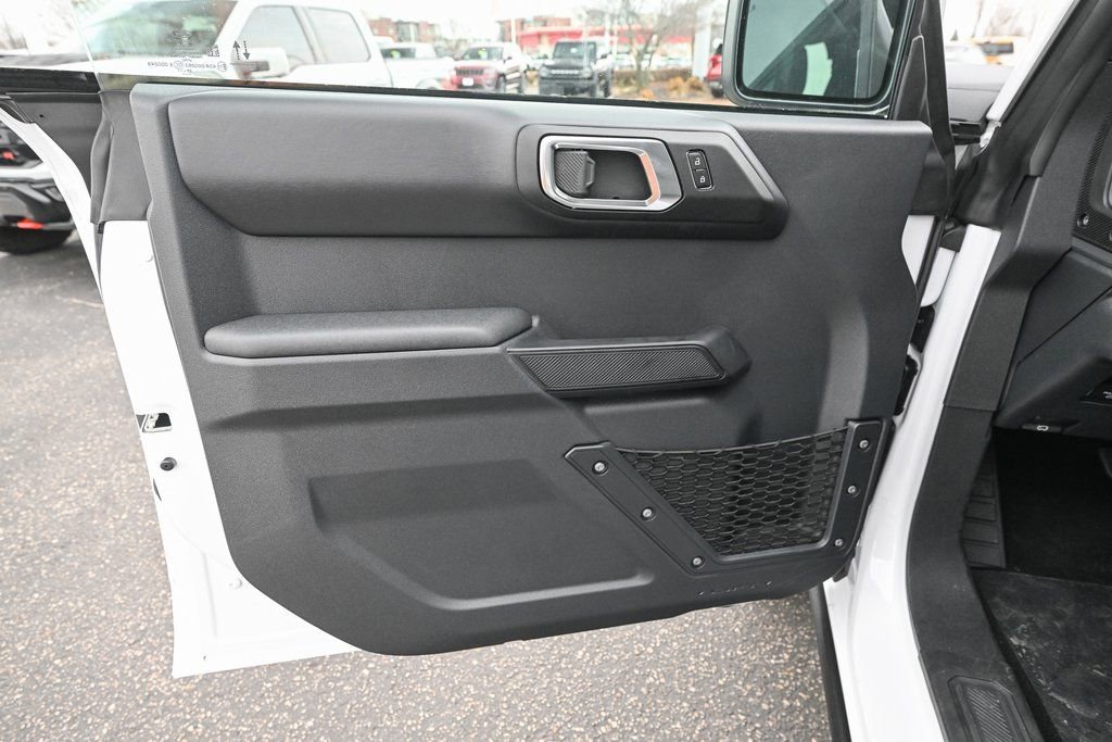 New 2025 Ford Bronco Badlands image 17