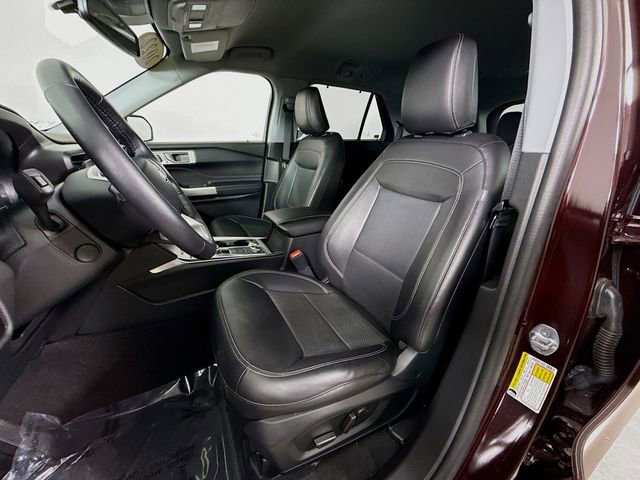 Used 2022 Ford Explorer Limited w/ Equipment Group 301A image 22
