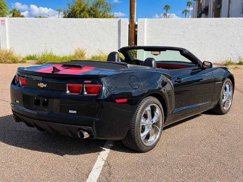 Used 2011 Chevrolet Camaro SS w/ RS Package RWD image 10