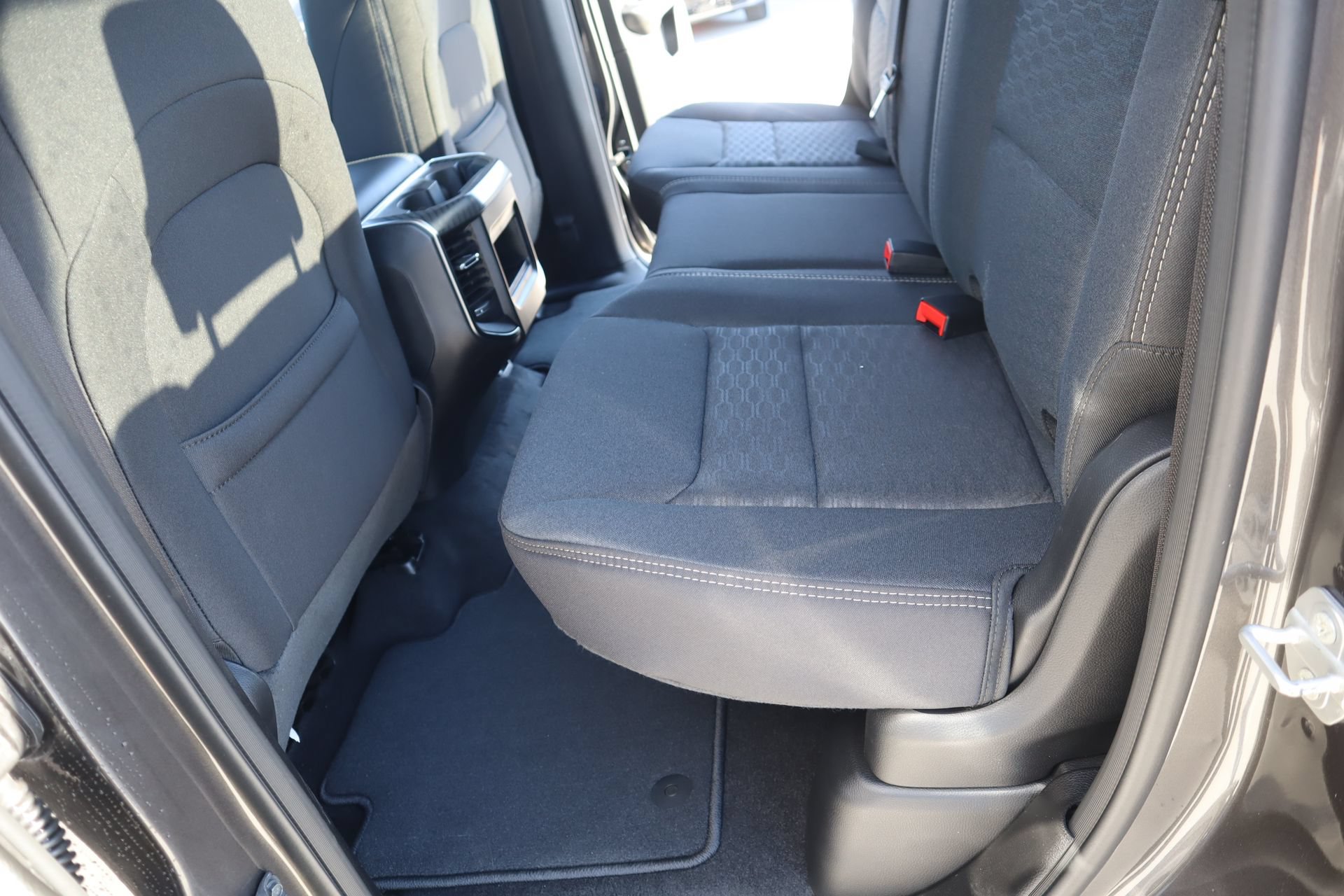 New 2026 RAM 1500 Express AWD/4WD image 11
