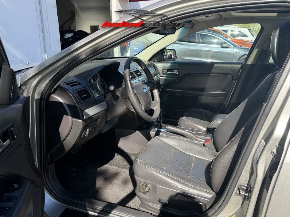 Used 2009 Ford Fusion SEL image 14