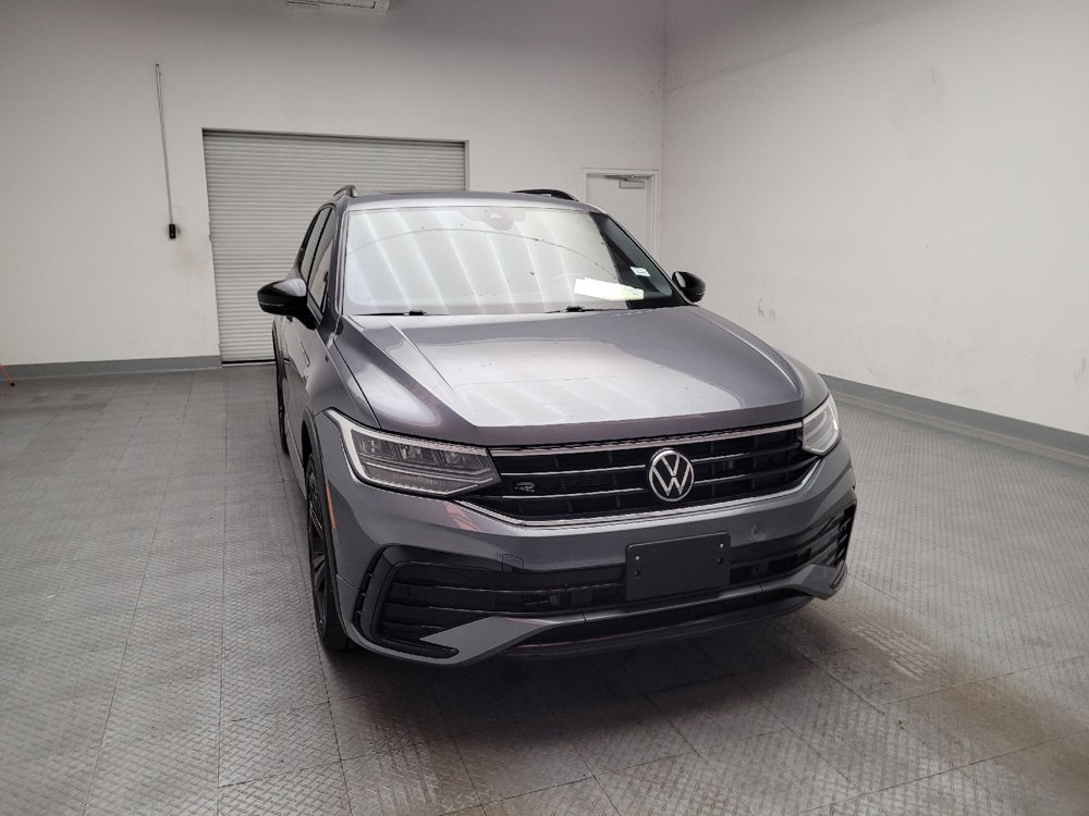 Used 2023 Volkswagen Tiguan SE R-Line FWD image 14