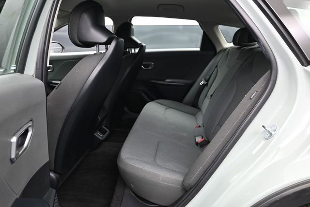 Used 2025 Kia K4 FWD image 22
