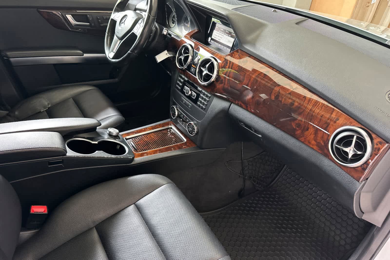 Used 2013 Mercedes-Benz GLK 350 2WD image 16