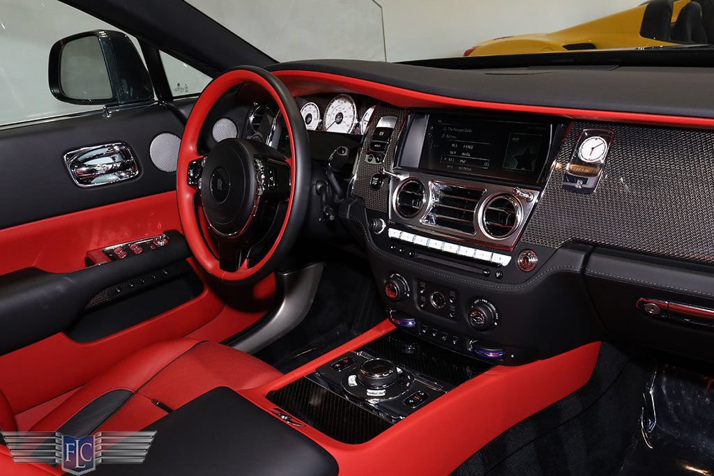 Used 2019 Rolls-Royce Wraith RWD image 25