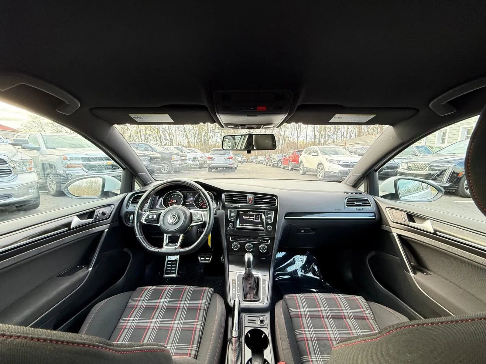Used 2015 Volkswagen GTI S FWD image 14