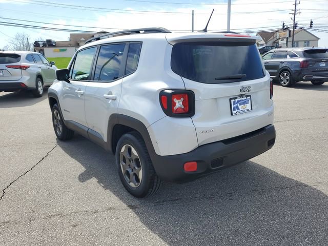 Used 2015 Jeep Renegade Latitude AWD/4WD image 3