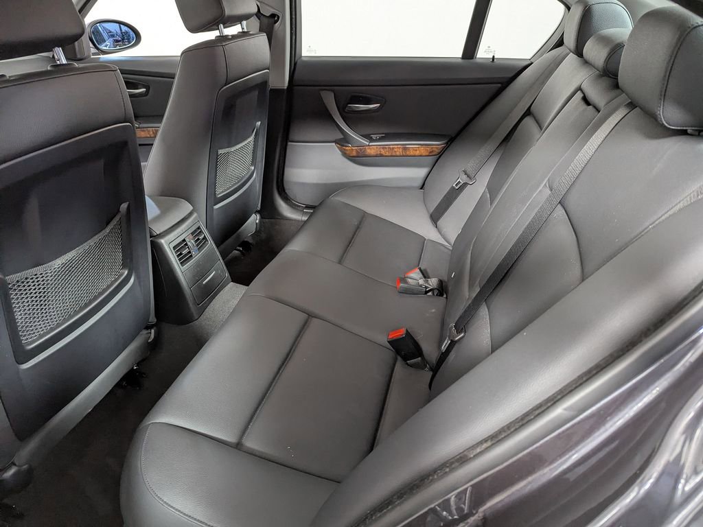 Used 2006 BMW 325i Sedan image 39