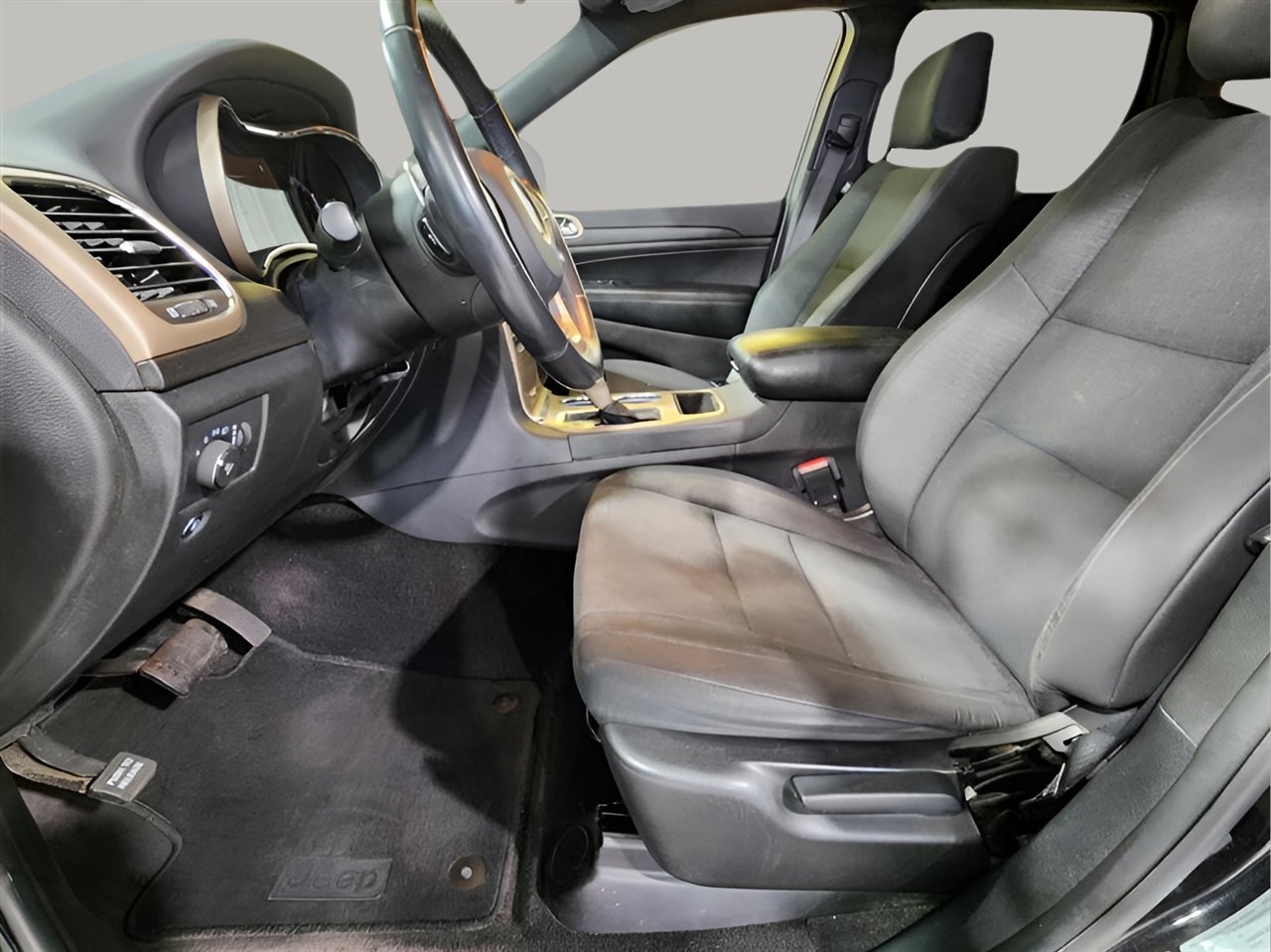 Used 2016 Jeep Grand Cherokee Laredo image 13