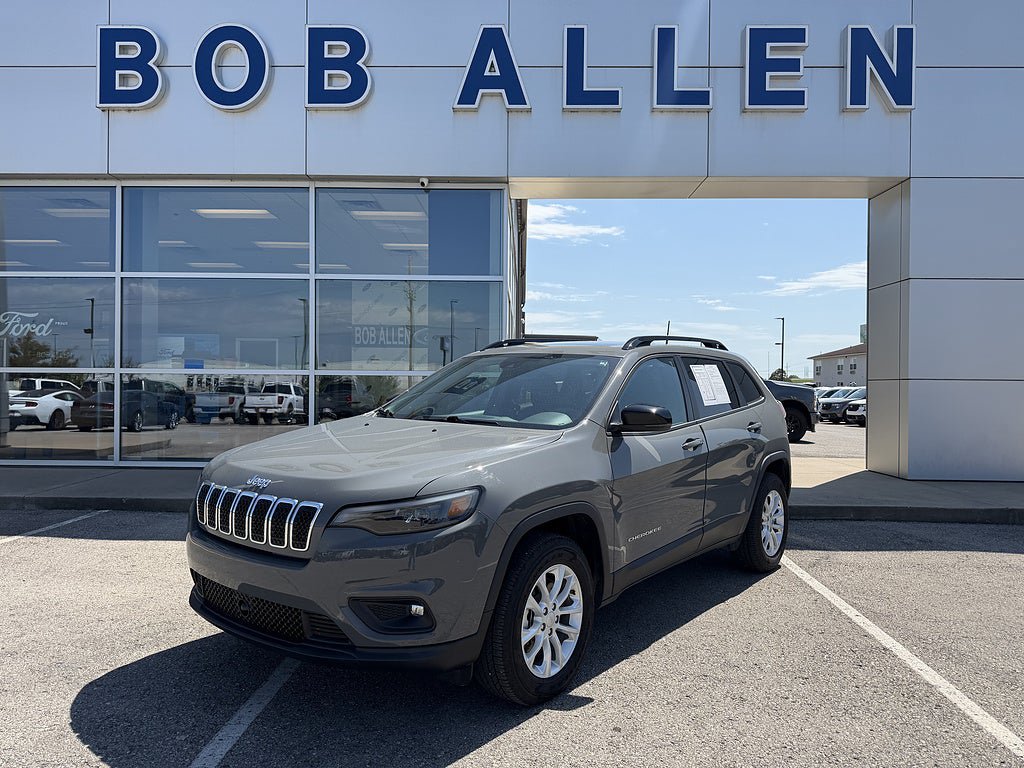 Used 2022 Jeep Cherokee Latitude Lux w/ Sun & Sound Group AWD/4WD image 1
