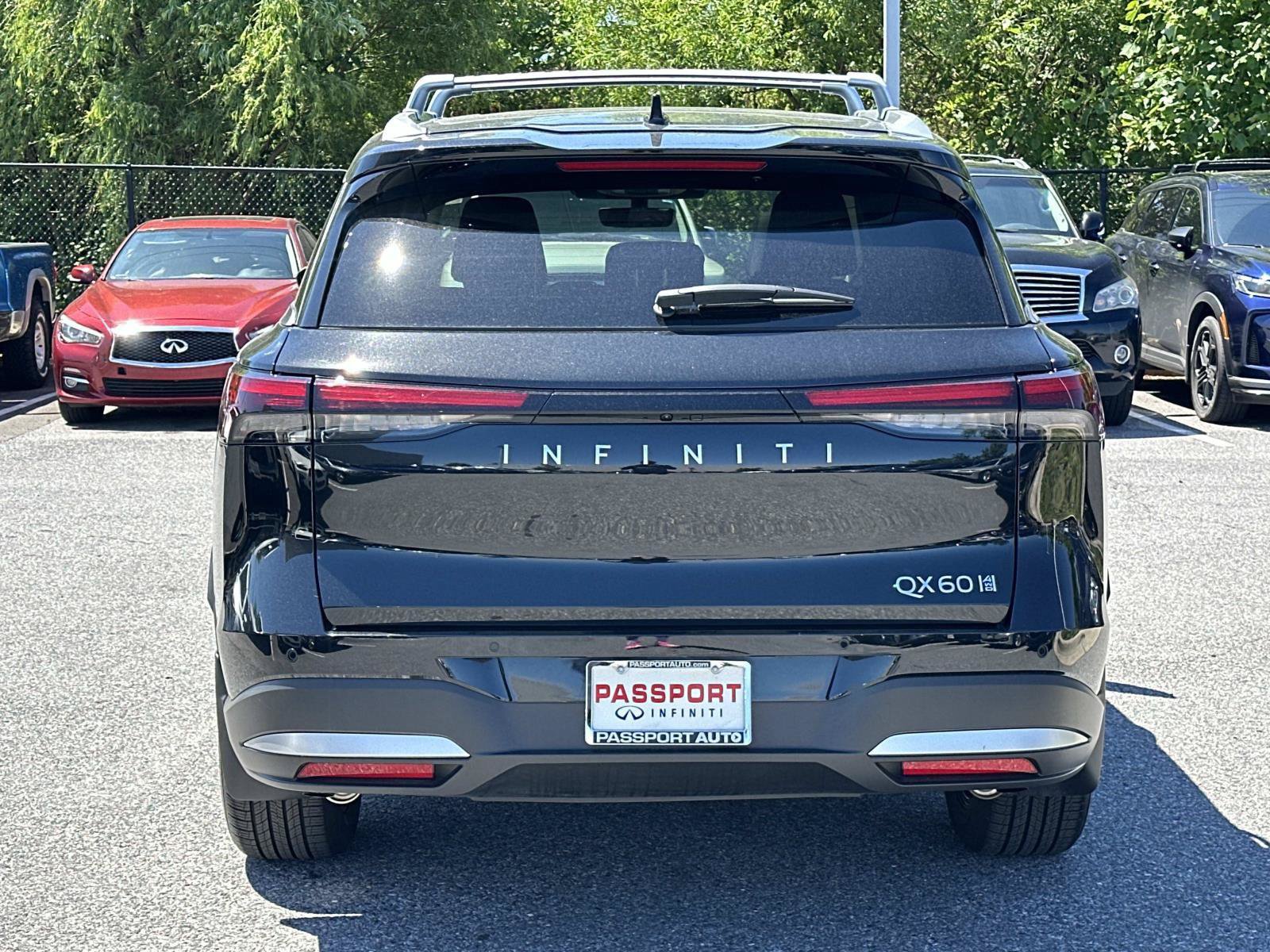 Used 2026 INFINITI QX60 Luxe w/ Cargo Package AWD/4WD image 4
