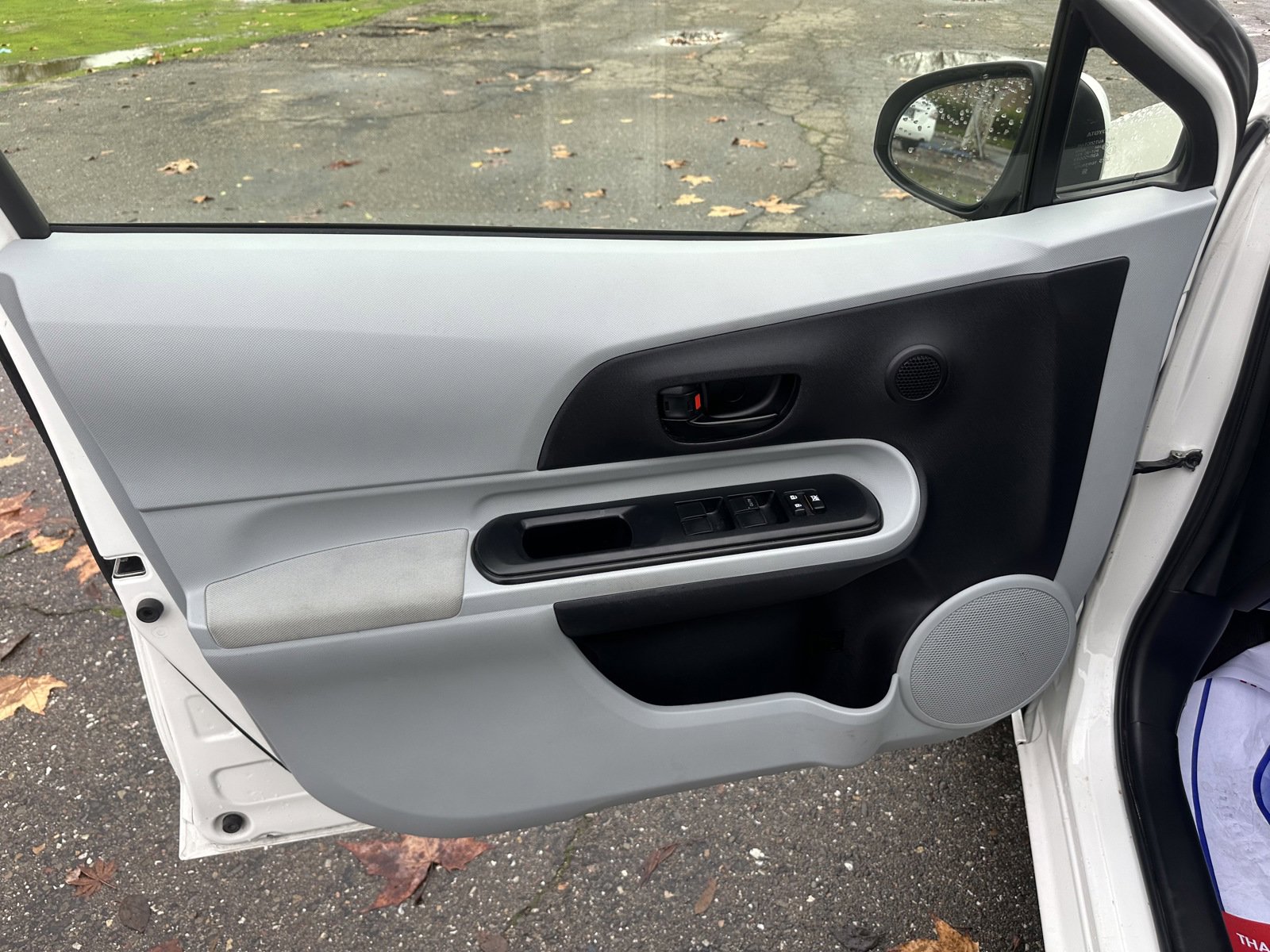 Used 2012 Toyota Prius C Four image 16