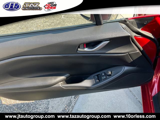 Used 2016 MAZDA MX-5 Miata Sport RWD image 11