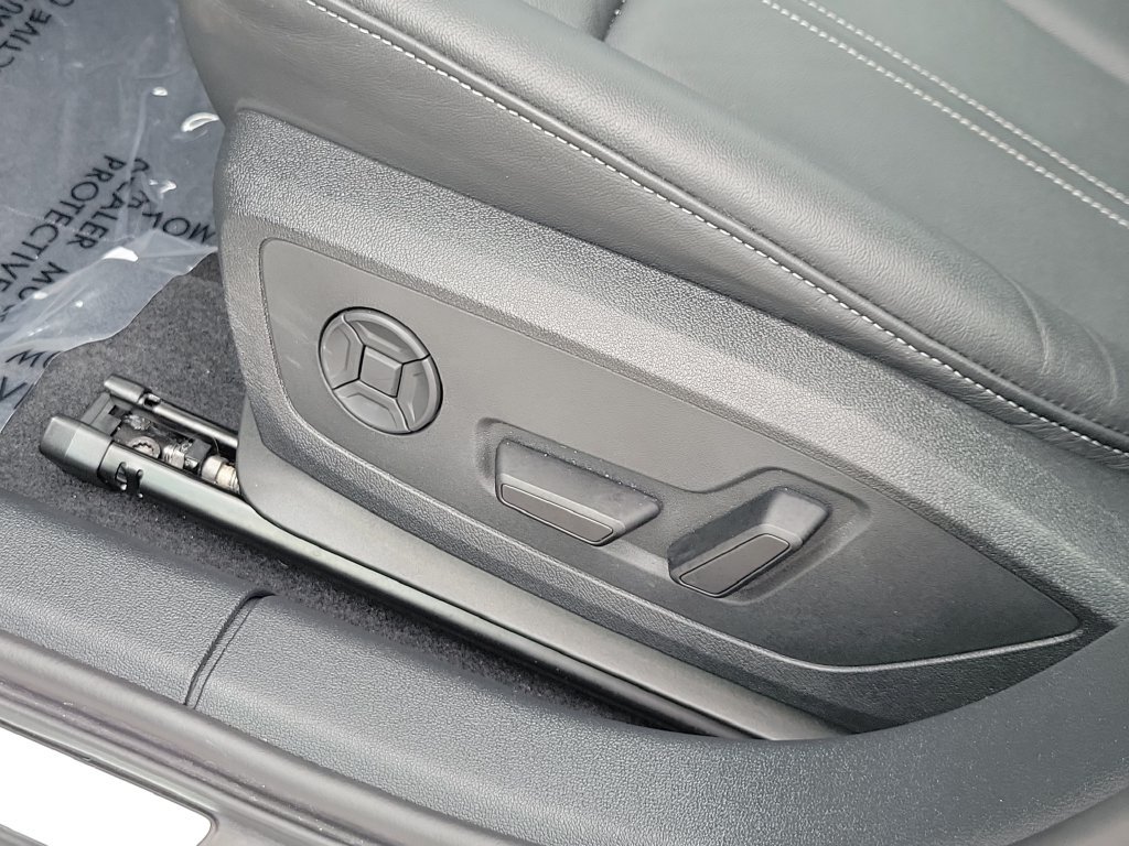 Certified 2025 Audi A3 2.0T Premium w/ Convenience Package AWD/4WD image 16