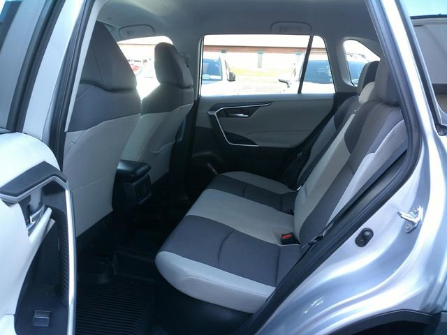 Used 2025 Toyota RAV4 XLE w/ Weather Package image 24