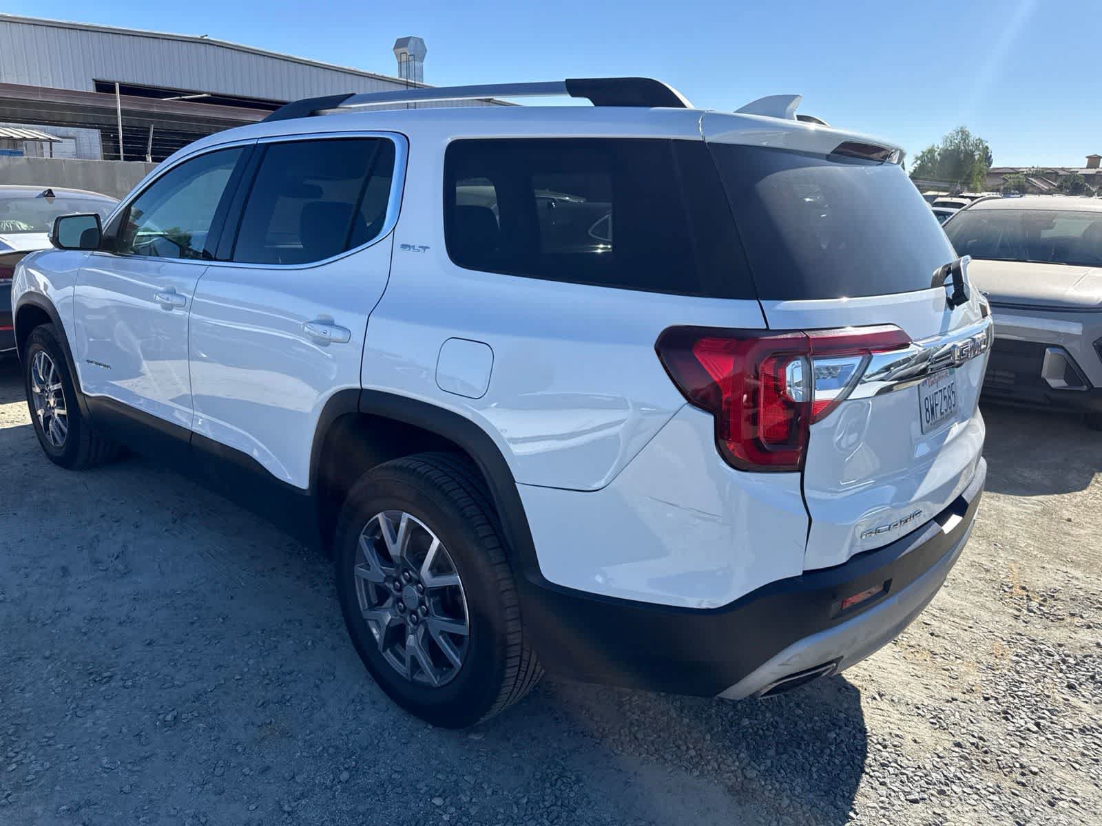 Used 2020 GMC Acadia SLT FWD image 6