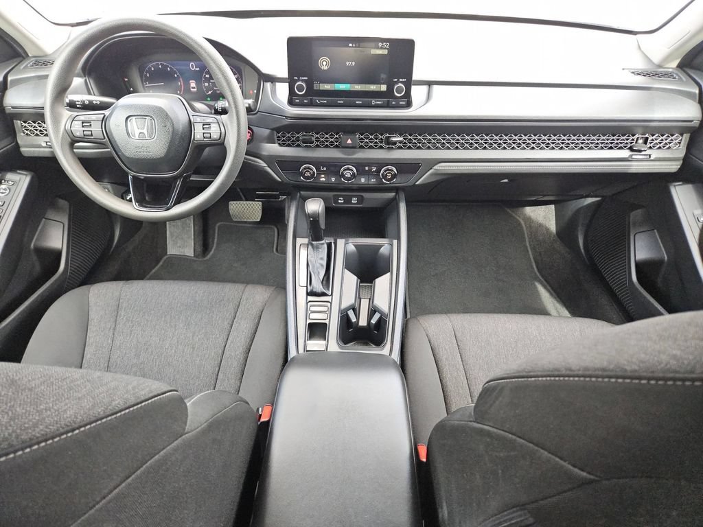 Used 2025 Honda Accord LX image 19