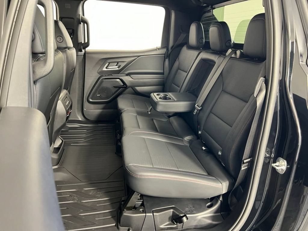 New 2024 Chevrolet Silverado EV RST AWD/4WD image 40
