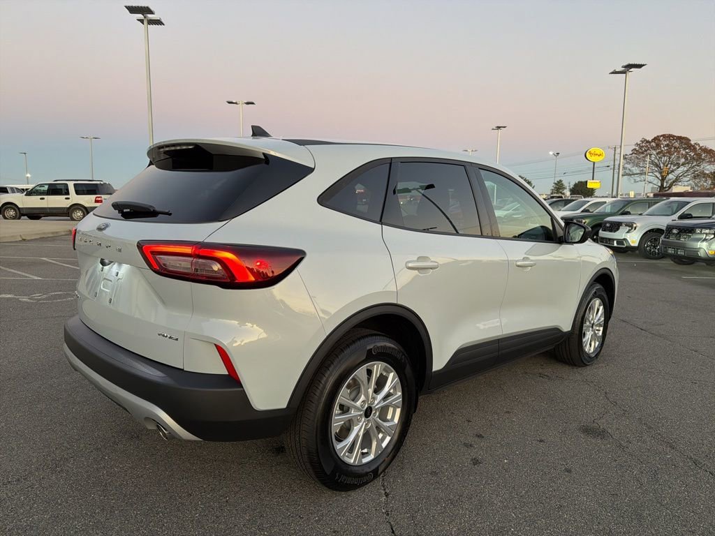 New 2026 Ford Escape Active image 3