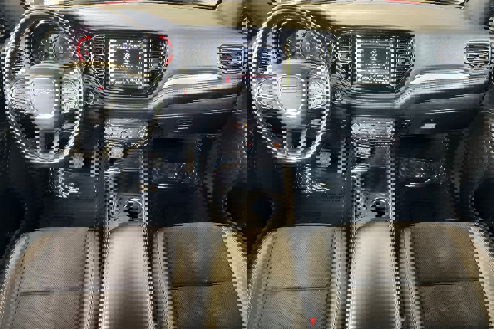 Used 2022 Dodge Durango GT image 3