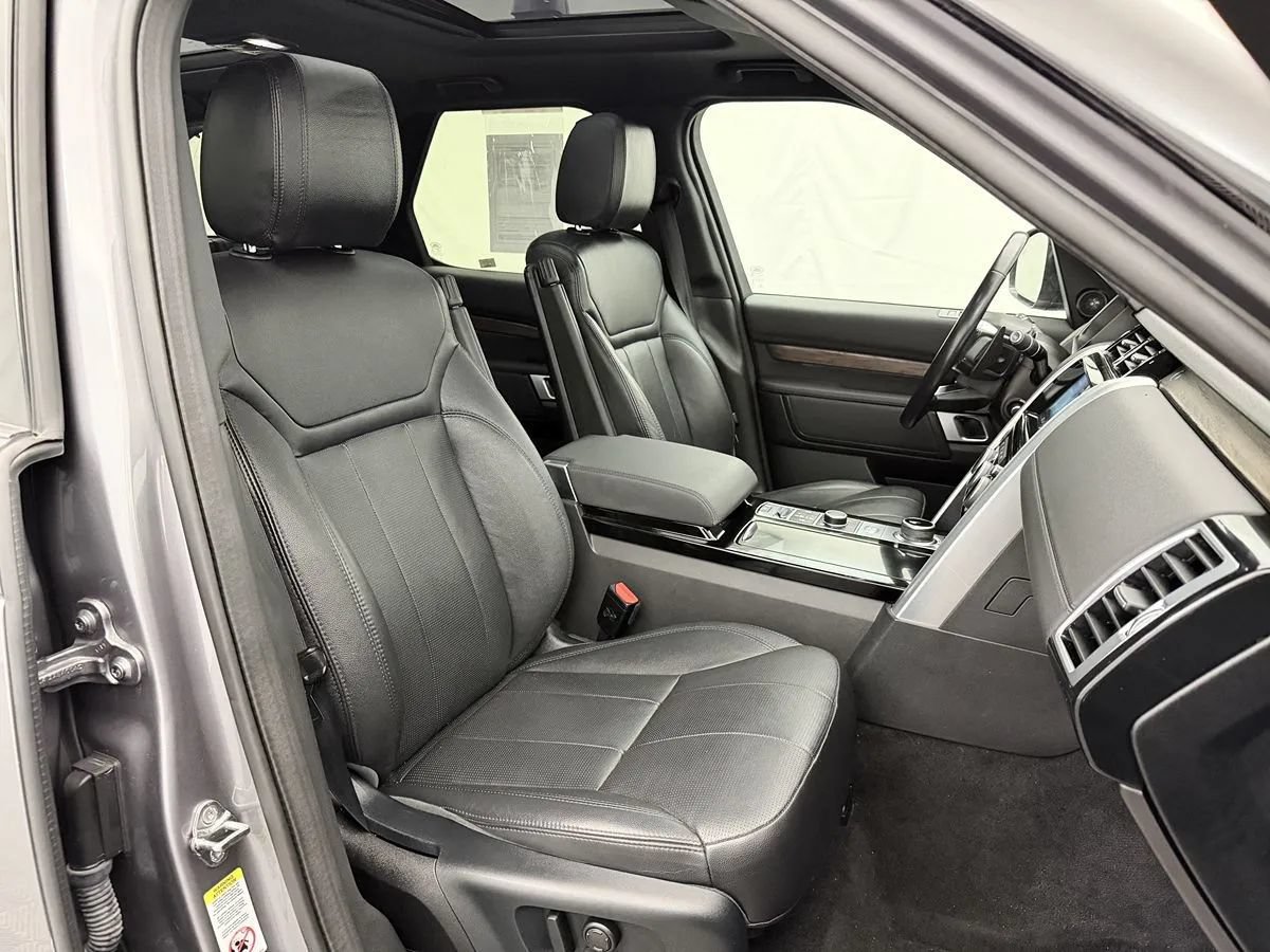 Used 2020 Land Rover Discovery HSE AWD/4WD image 46