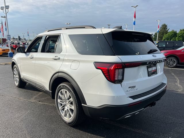 New 2026 Ford Explorer Active w/ Active Comfort Package AWD/4WD image 5