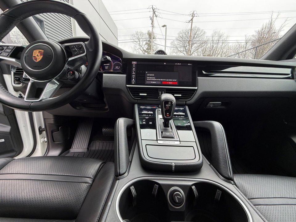 Certified 2019 Porsche Cayenne image 16