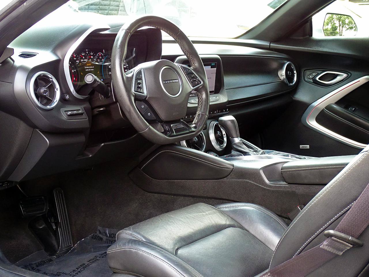 Used 2017 Chevrolet Camaro SS Coupe w/ 2SS RWD image 17