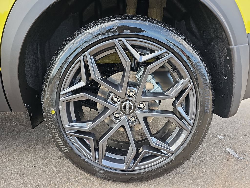 New 2026 Nissan Kicks SR w/ SR Premium Package FWD image 36