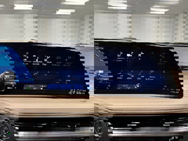 New 2025 Cadillac XT4 Premium Luxury w/ Cold Weather Package image 15