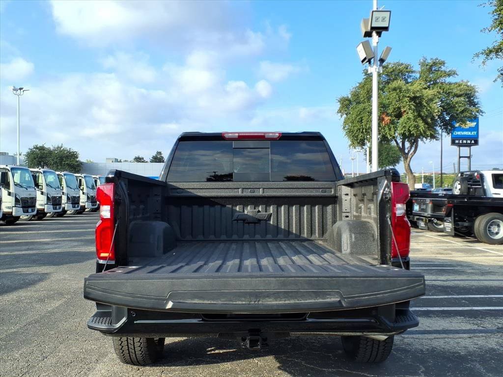 New 2026 Chevrolet Silverado 1500 RST w/ Safety Package AWD/4WD image 12