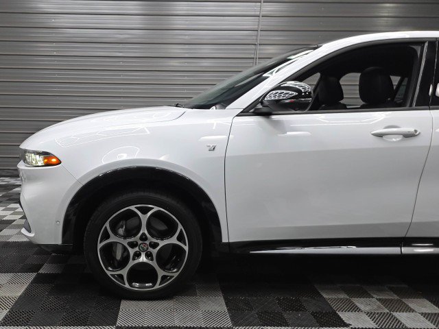 Used 2024 Alfa Romeo Tonale Ti AWD/4WD image 43