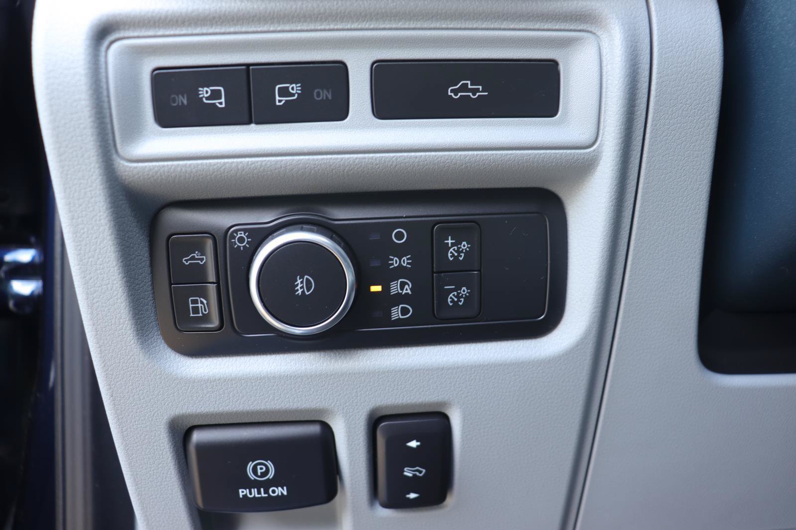 Used 2022 Ford F150 Limited AWD/4WD image 23