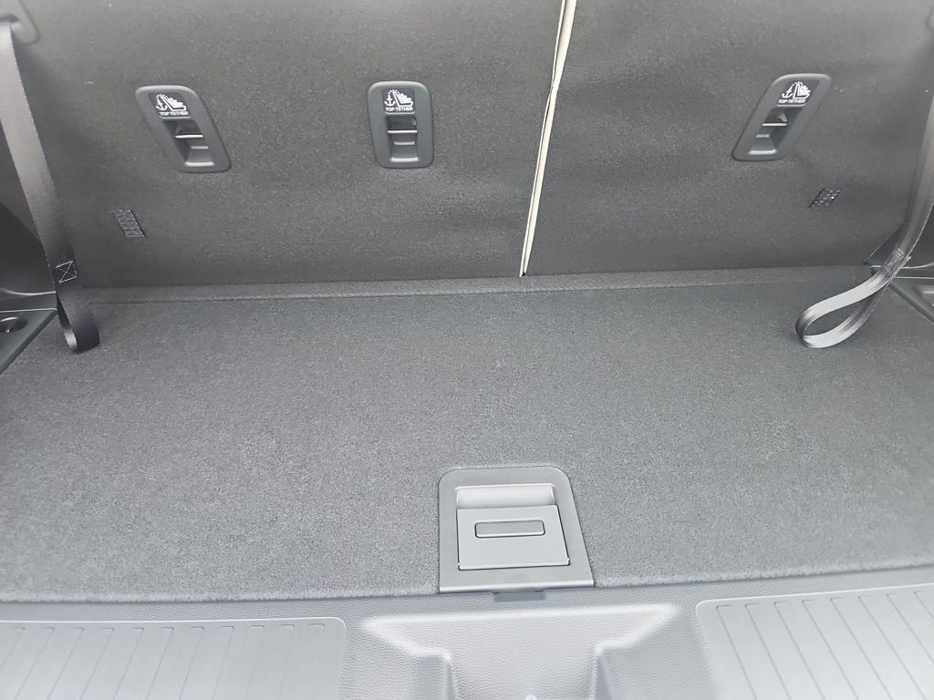 New 2026 Honda Pilot Touring image 13