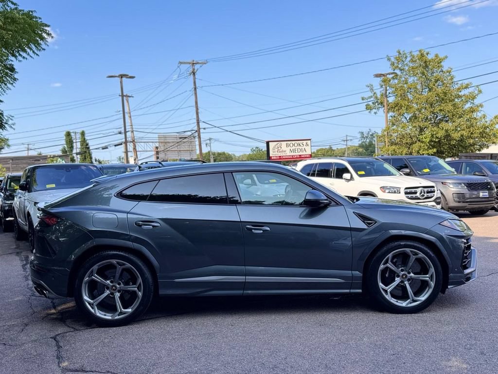 Used 2019 Lamborghini Urus AWD/4WD image 7