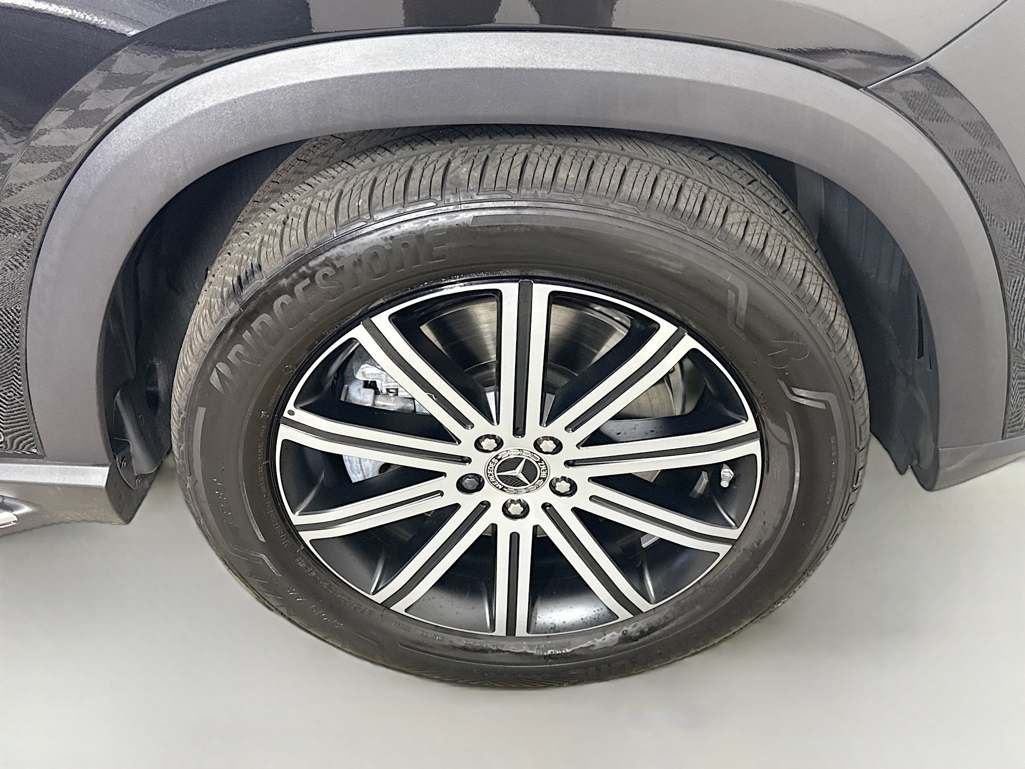 Used 2025 Mercedes-Benz GLE 450e 4MATIC image 32