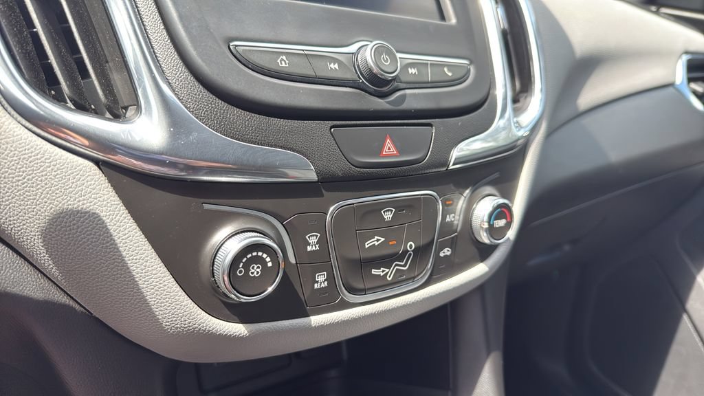 Used 2020 Chevrolet Equinox LT FWD image 18