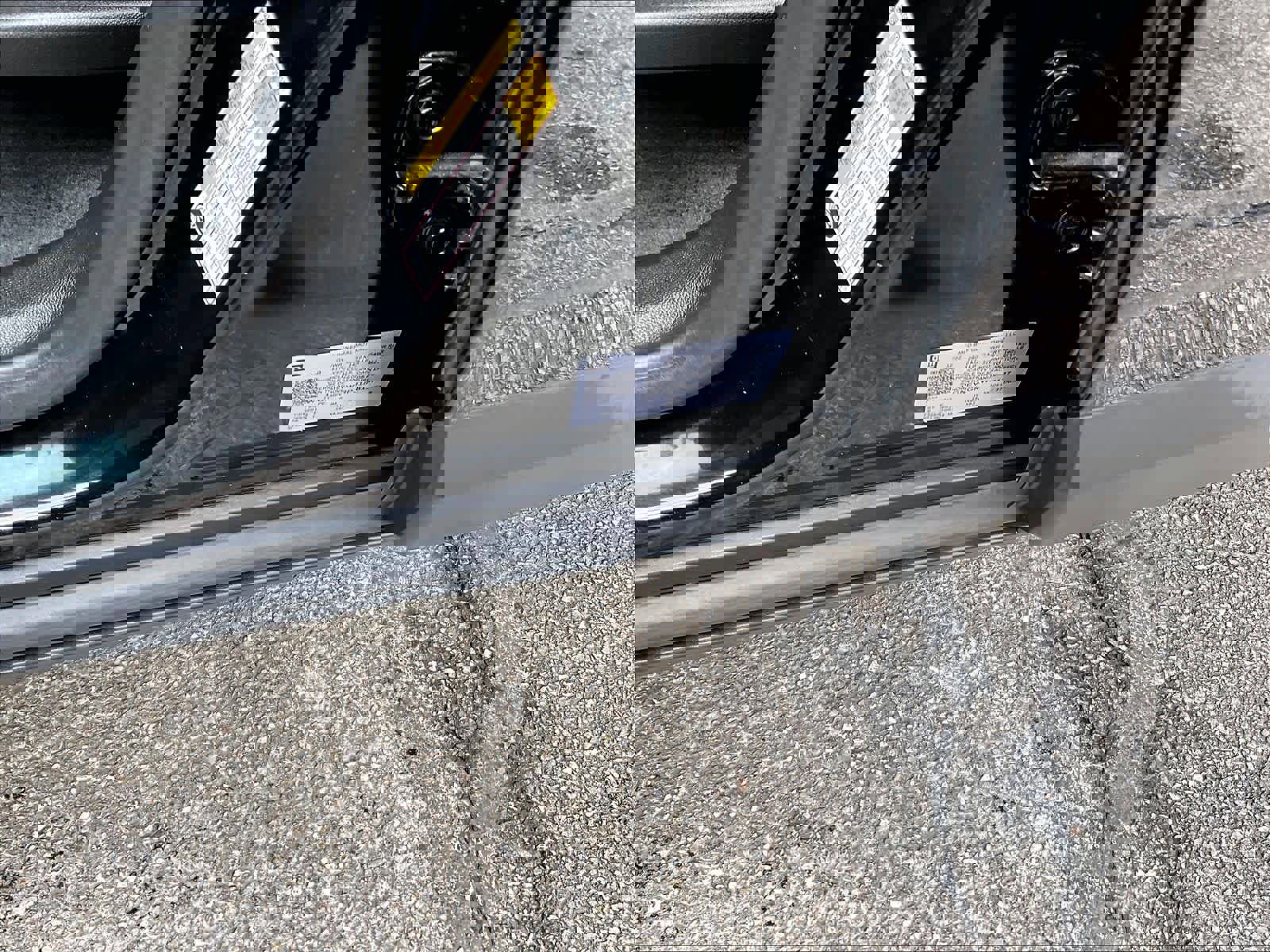 Used 2023 Chevrolet Traverse LT w/ Midnight/Sport Edition image 37