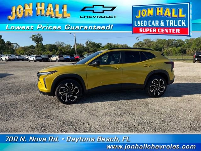 Used 2025 Chevrolet Trax RS w/ Driver Confidence Package image 3