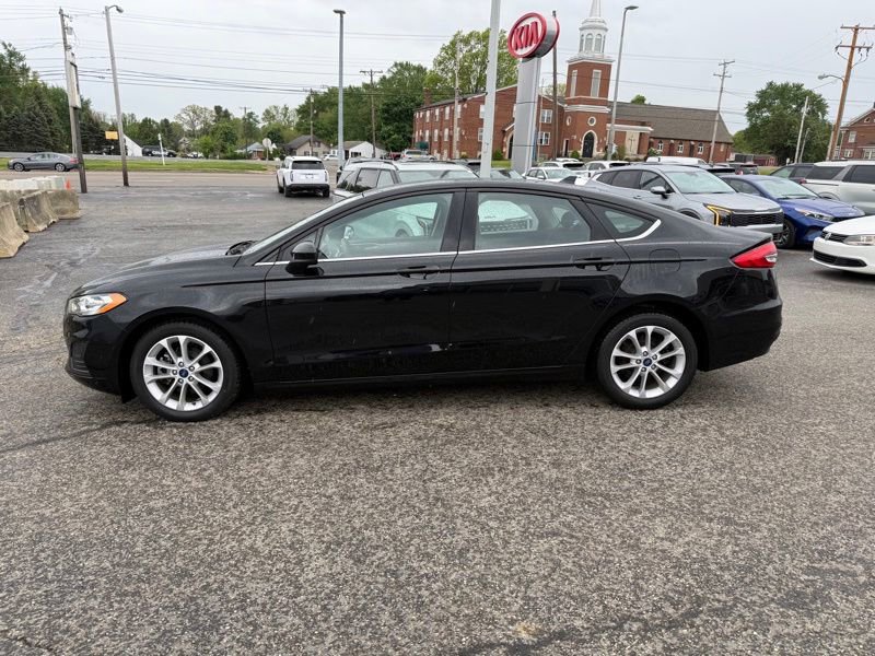 Used 2020 Ford Fusion SE FWD image 7