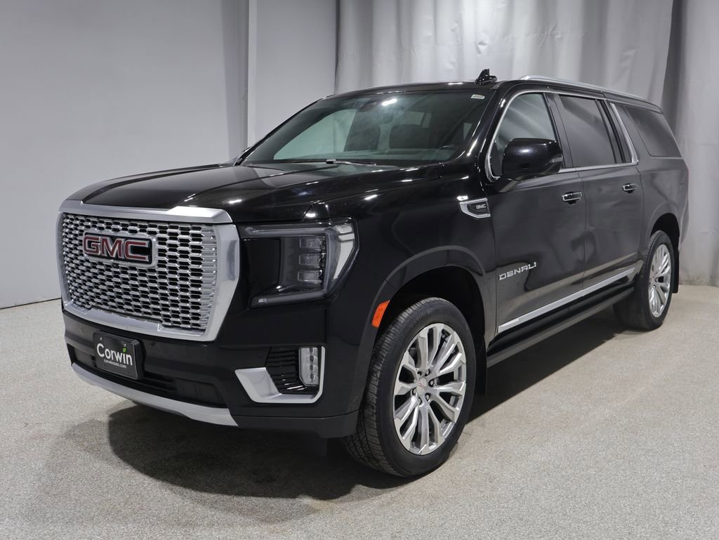 Used 2021 GMC Yukon XL Denali w/ Denali Ultimate Package image 8