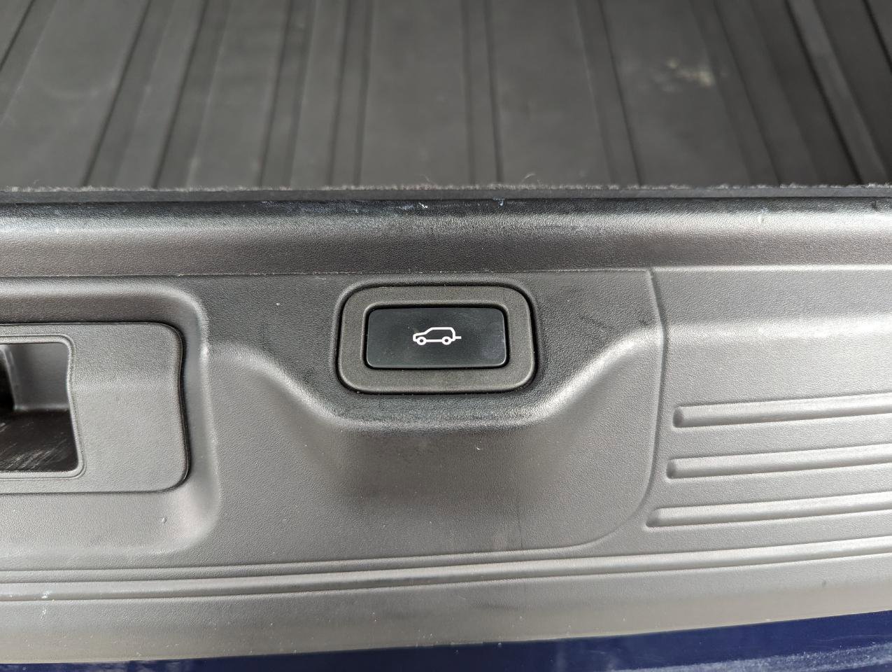 Used 2022 Land Rover Range Rover P525 Westminster Edition image 47