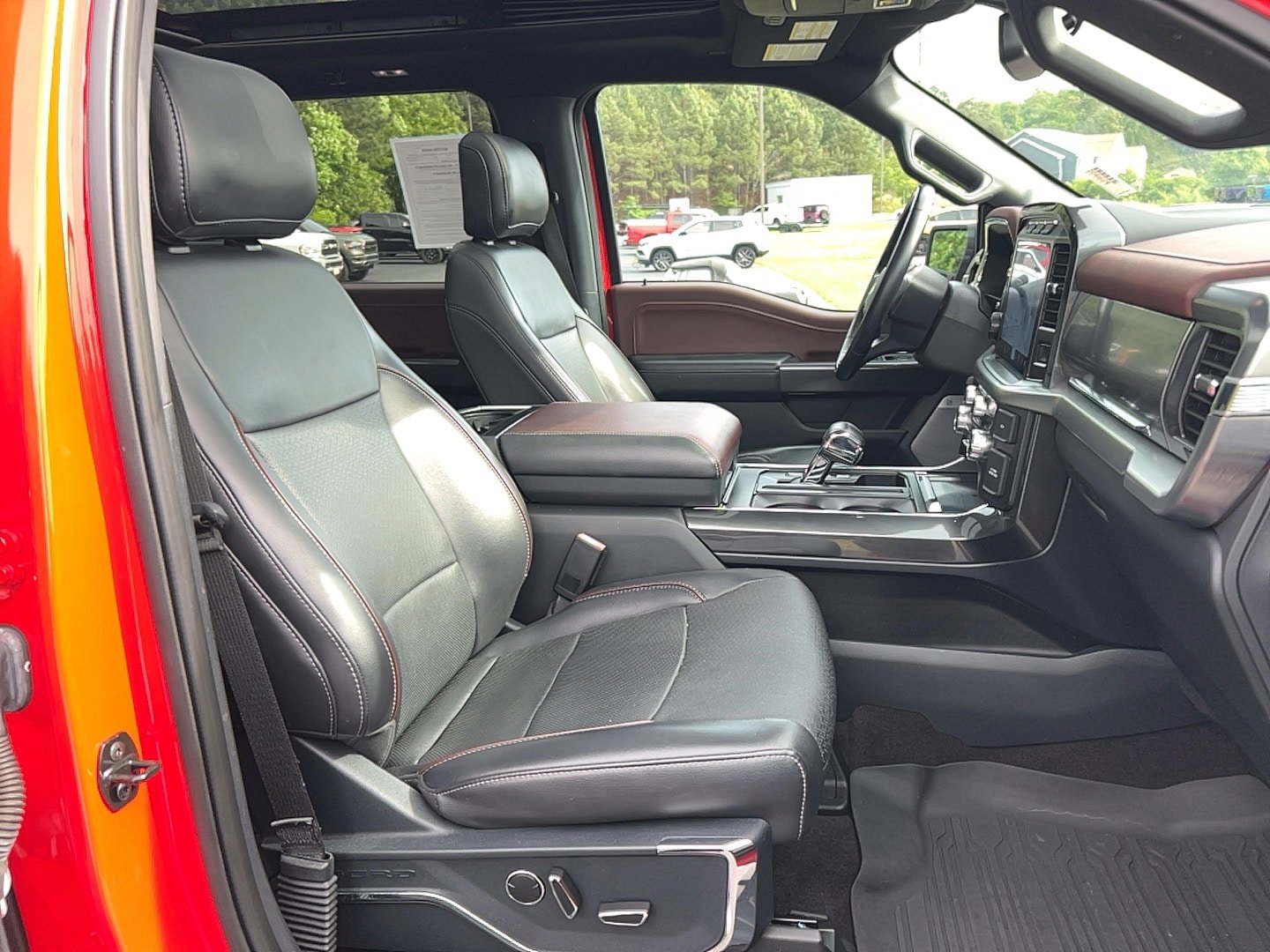 Used 2021 Ford F150 Lariat AWD/4WD image 25