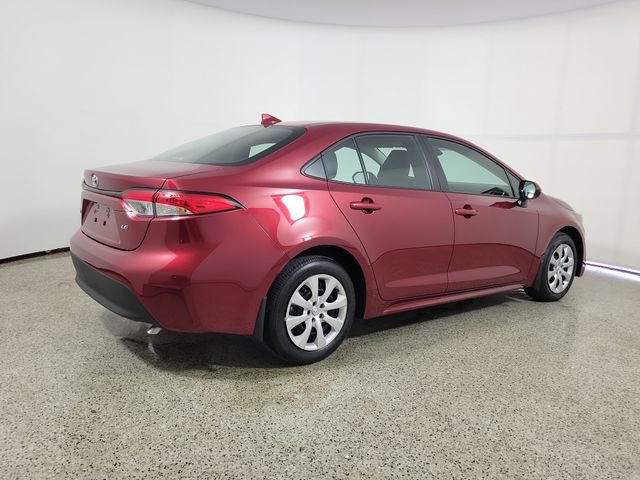 Used 2026 Toyota Corolla LE image 5