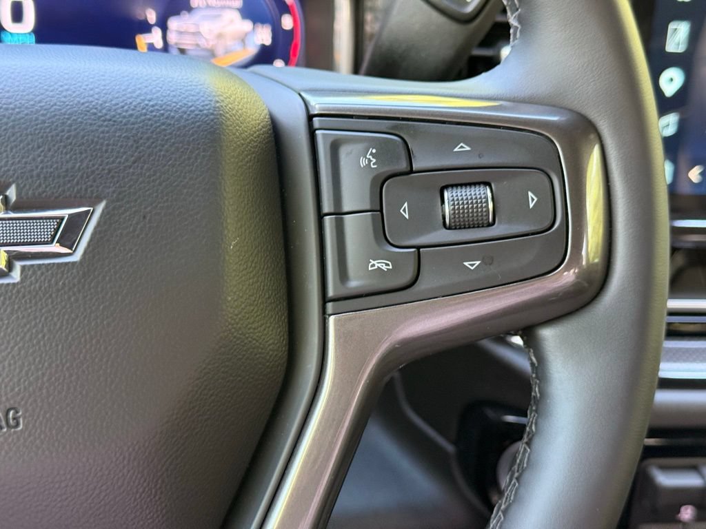 Used 2026 Chevrolet Silverado 2500 ZR2 AWD/4WD image 19