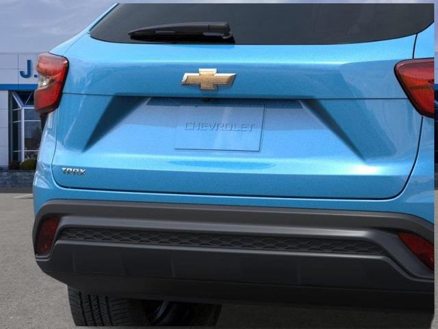 New 2026 Chevrolet Trax LS FWD image 14