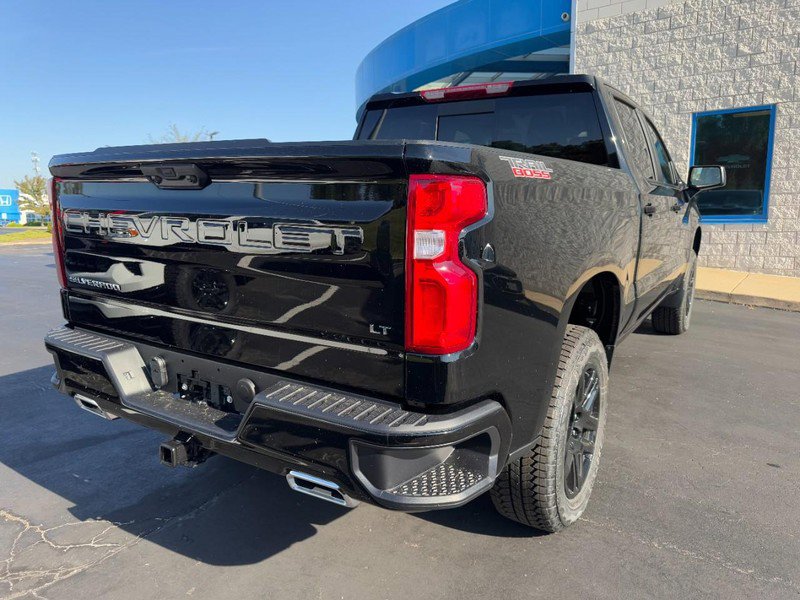 New 2026 Chevrolet Silverado 1500 LT Trail Boss w/ Convenience Package II image 3