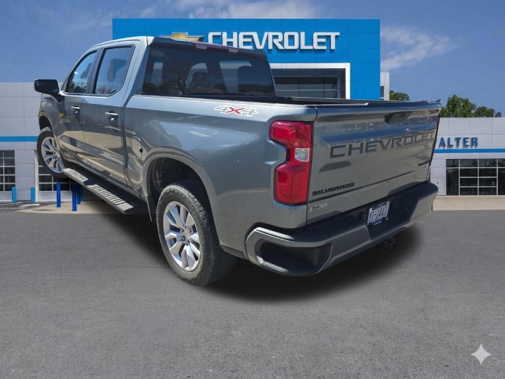 Used 2021 Chevrolet Silverado 1500 Custom w/ LPO, Dark Essentials Package image 5