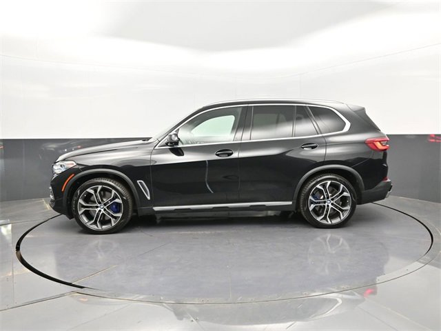 Used 2019 BMW X5 xDrive50i w/ Executive Package image 2